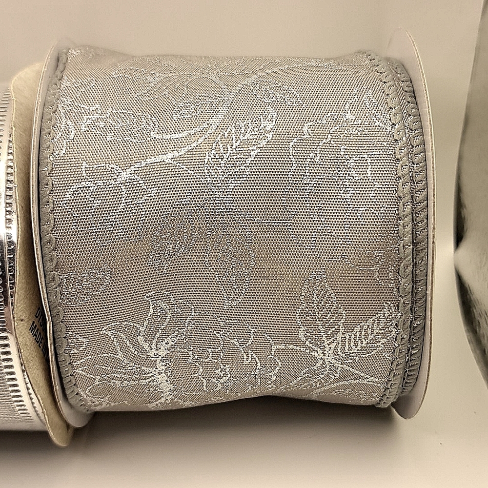 6 Silver Metalic Christmas Craft Ribbons - Picture 5 of 9